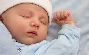 “Bí quyết vàng” cho trẻ 2 tháng tuổi ngủ không sâu giấc