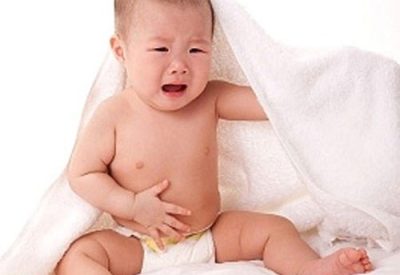Trẻ uống kháng sinh bị tiêu chảy: Nguyên nhân và cách xử lý