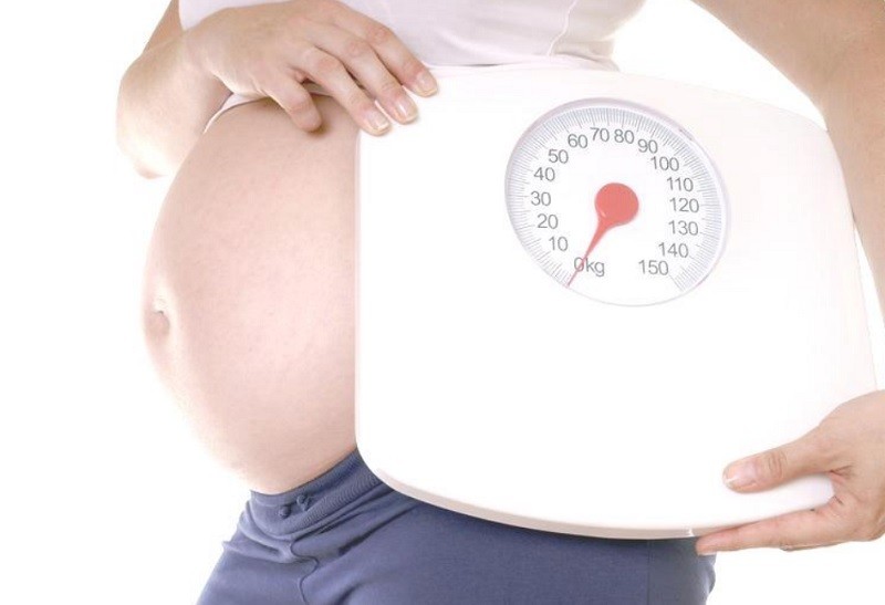 Thực đơn dinh dưỡng và chế độ ăn không tăng cân cho bà bầu