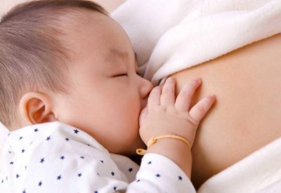 Sữa non loại nào tốt nhất cho trẻ sơ sinh? Top 3 dòng sữa non cho trẻ sơ sinh