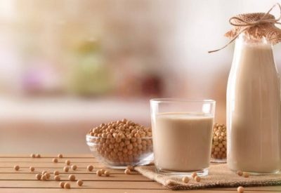 Người bệnh tuyến giáp có nên uống sữa đậu nành không?