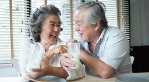 Read more about the article Top 4 loại sữa cho người cao tuổi tốt nhất hiện nay