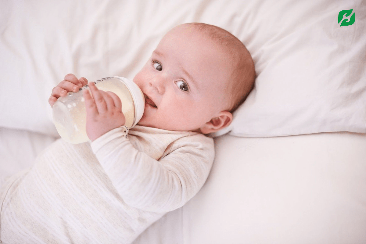 Cách chọn sữa tăng cân không táo bón cho trẻ sơ sinh