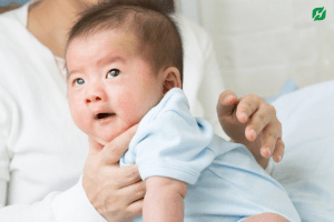 Read more about the article Mách mẹ cách xử lý trẻ sơ sinh bị ọc sữa ra mũi