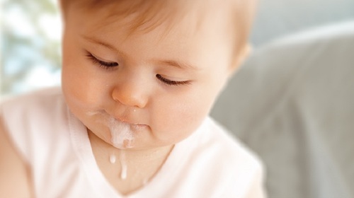 sữa dành cho trẻ trào ngược dạ dày